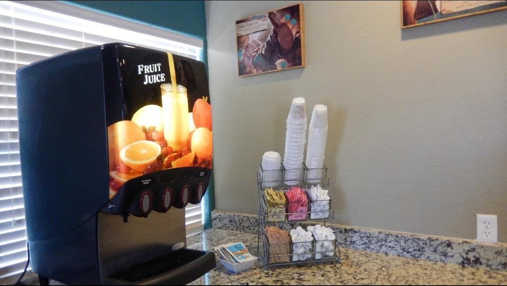 Hotel 6-colorado City, Tx 2*