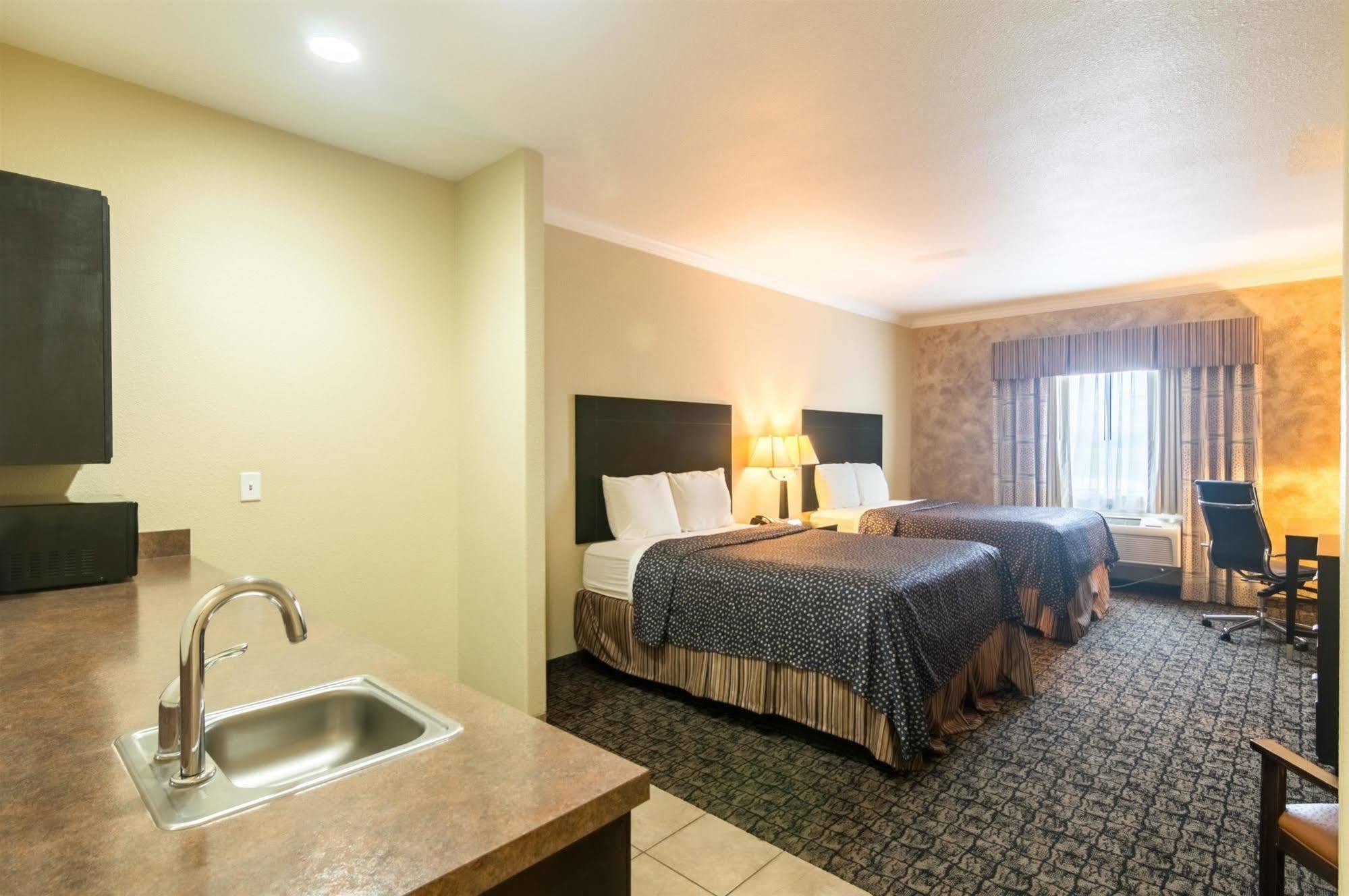 Hotel 6-colorado City, Tx 2*